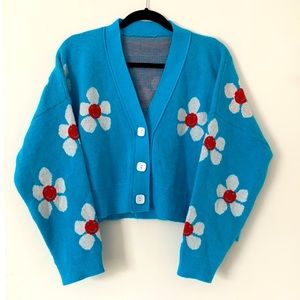 Cropped Flower Smiley Sweater